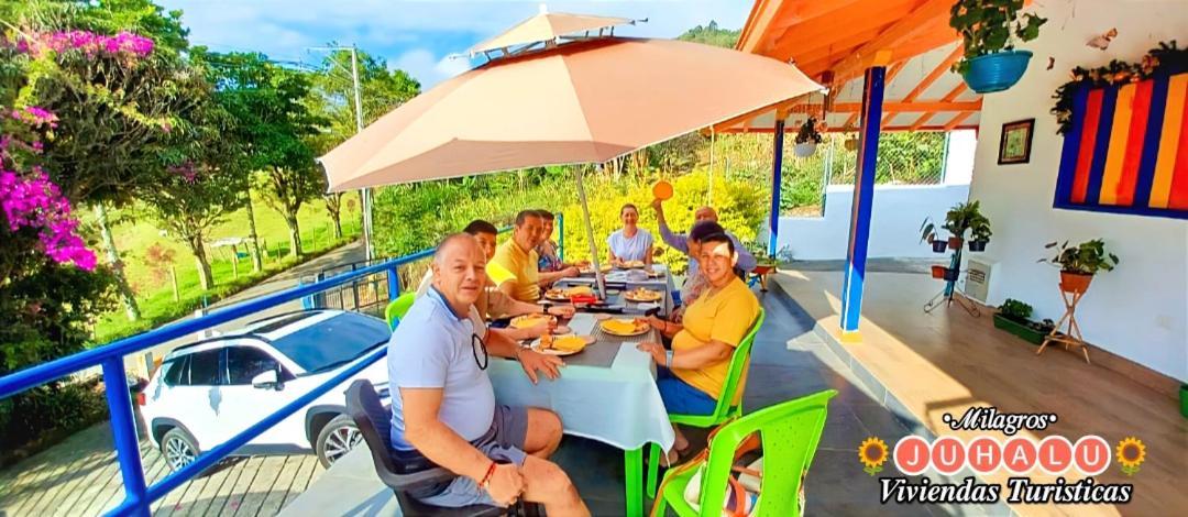 ᒍᑌᕼᗩᒪᑌ Otel Jericoc  Dış mekan fotoğraf